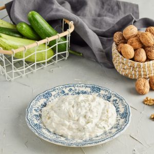 Yoğurtlu Cevizli Kabak Salata